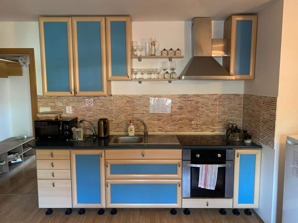 Apartman Alva 3 Mikulov Exteriör bild
